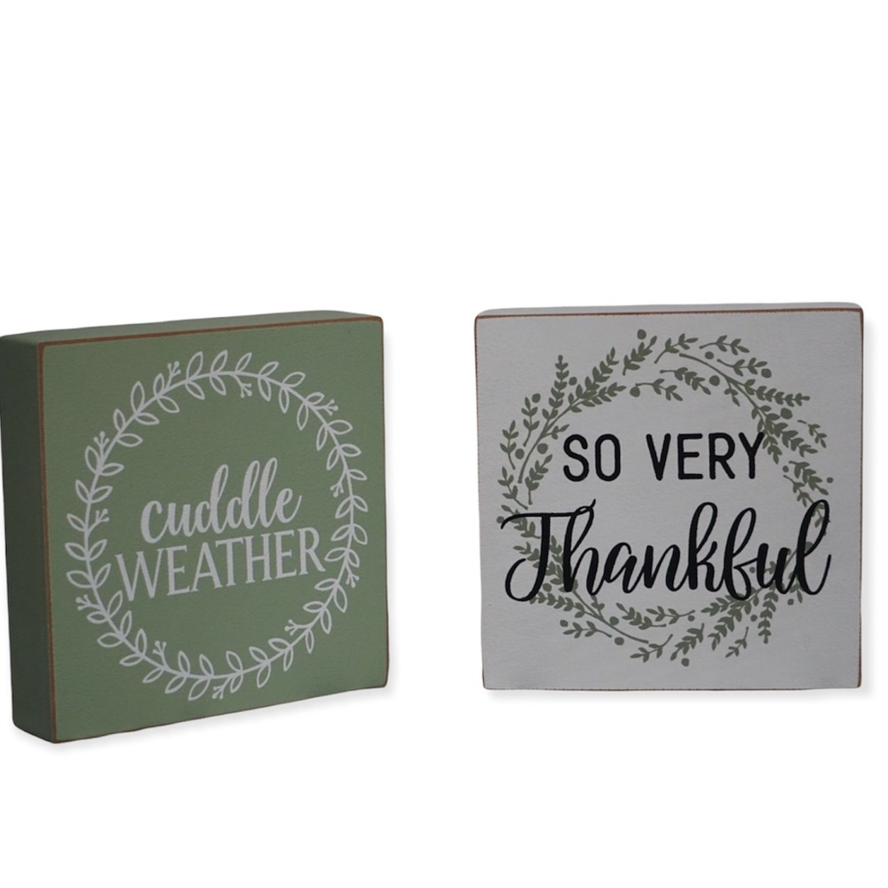 ‘Cuddle Weather’ and ‘So Thankful’ Home Decor Signs